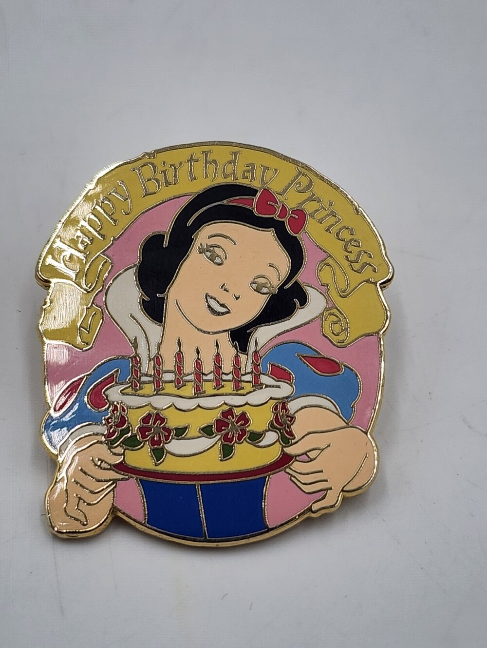 Disney Pin  Happy Birthday Princess Series - Snow White 2004